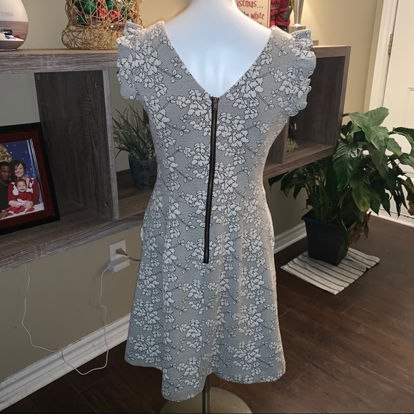 Tabitha Anthro Dress - Picture 4 of 5